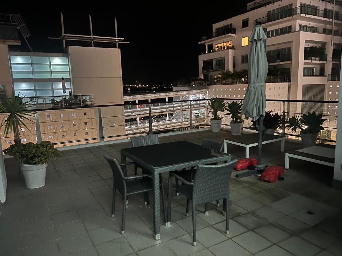 Waterfront Seaview Hotel Apartment - Same Building Block As Auckland Hilton Exterior foto